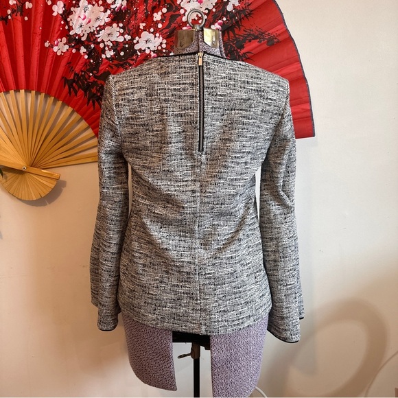 Banana Republic Black and White Bell Sleeve Top - Picture 5 of 8